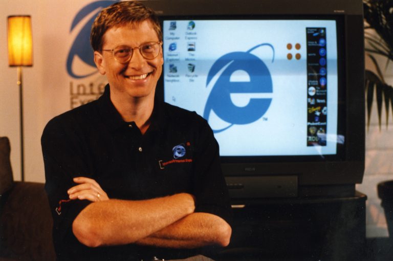 Bill Gates’ Internet Tidal Wave memo predicts the potential of the World Wide Web