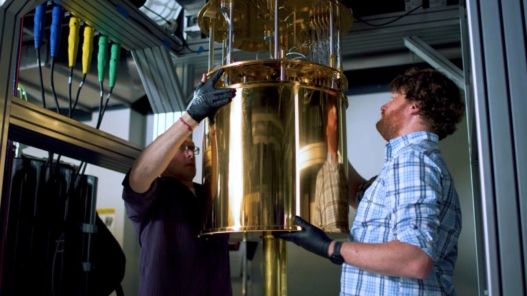 Microsoft creates the first platform for reliable quantum computing