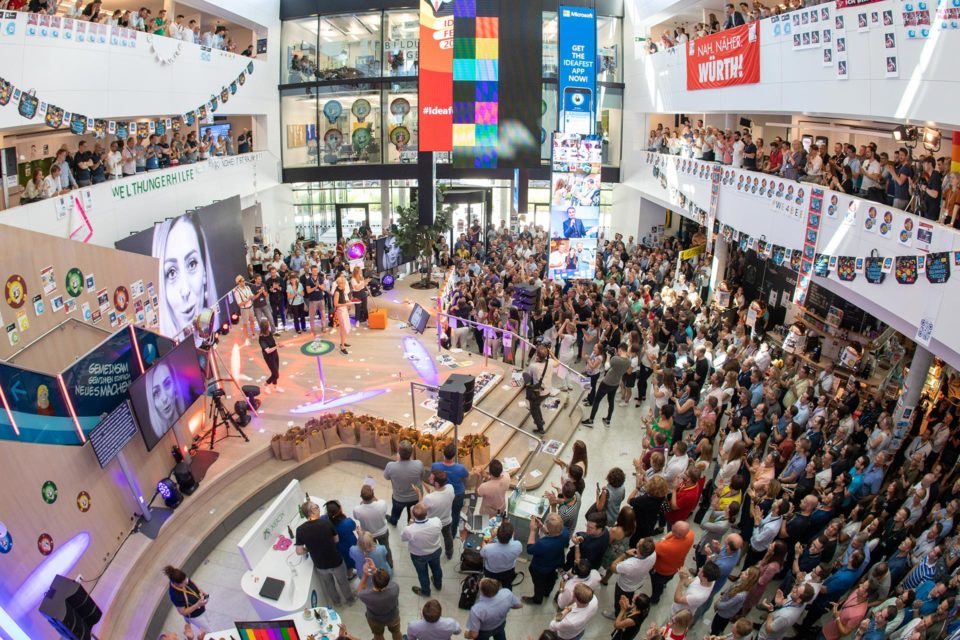 Aufnahme des Atriums von Microsoft Deutschland zum Ideafest 2019 Abschluss