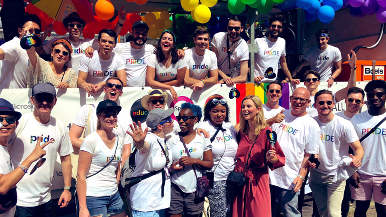 Gruppenbild vom CSD in Berlin