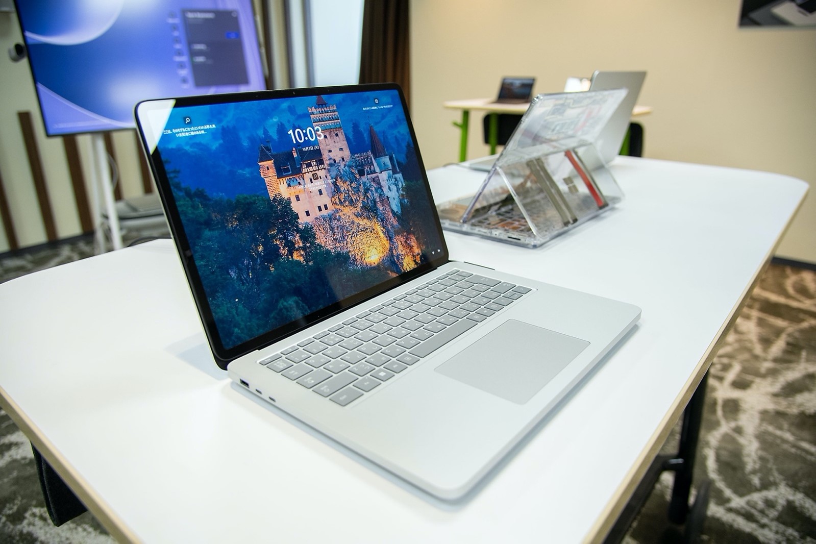 新しい Surface Laptop Go 3、Surface Laptop Studio 2、日本で販売を開始