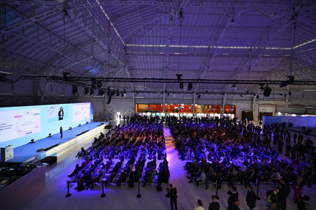 Microsoft to Tour 2025: Generative AI as Growth Engine - News Directory 3