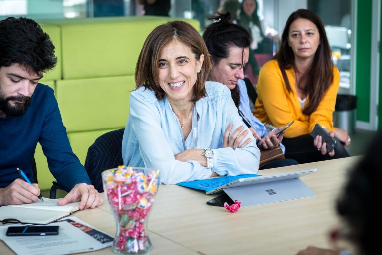 Microsoft ayuda a las niñas a estudiar STEM