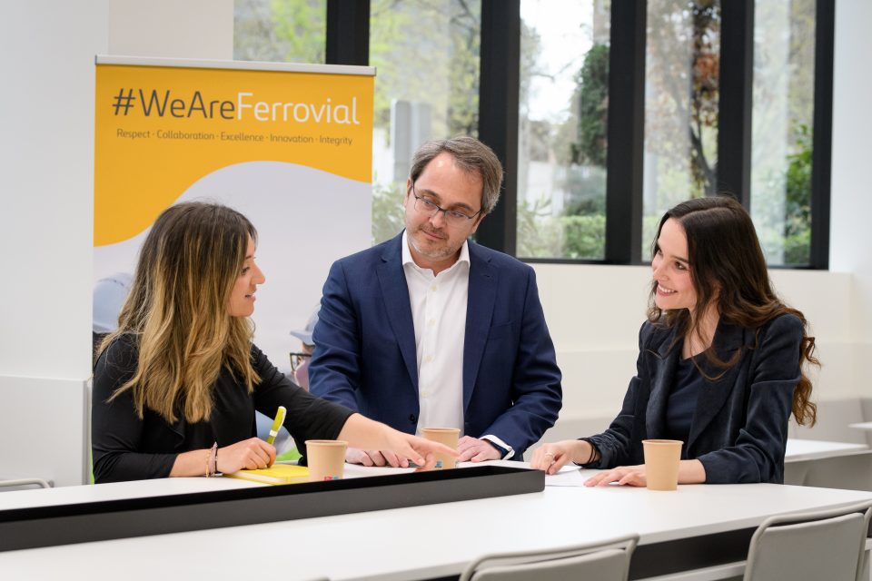 Ferrovial-Viva Connections